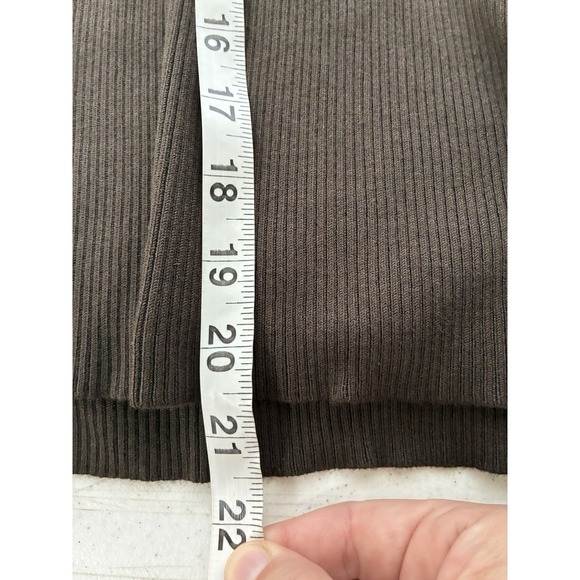 Chico's Ribbed Turtleneck Long Sleeve Top Sz M Brown Silk Blend Casual - Picture 5 of 6